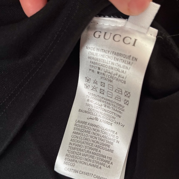 Gucci Black and Gold Logo T-Shirt - Picture 5 of 5
